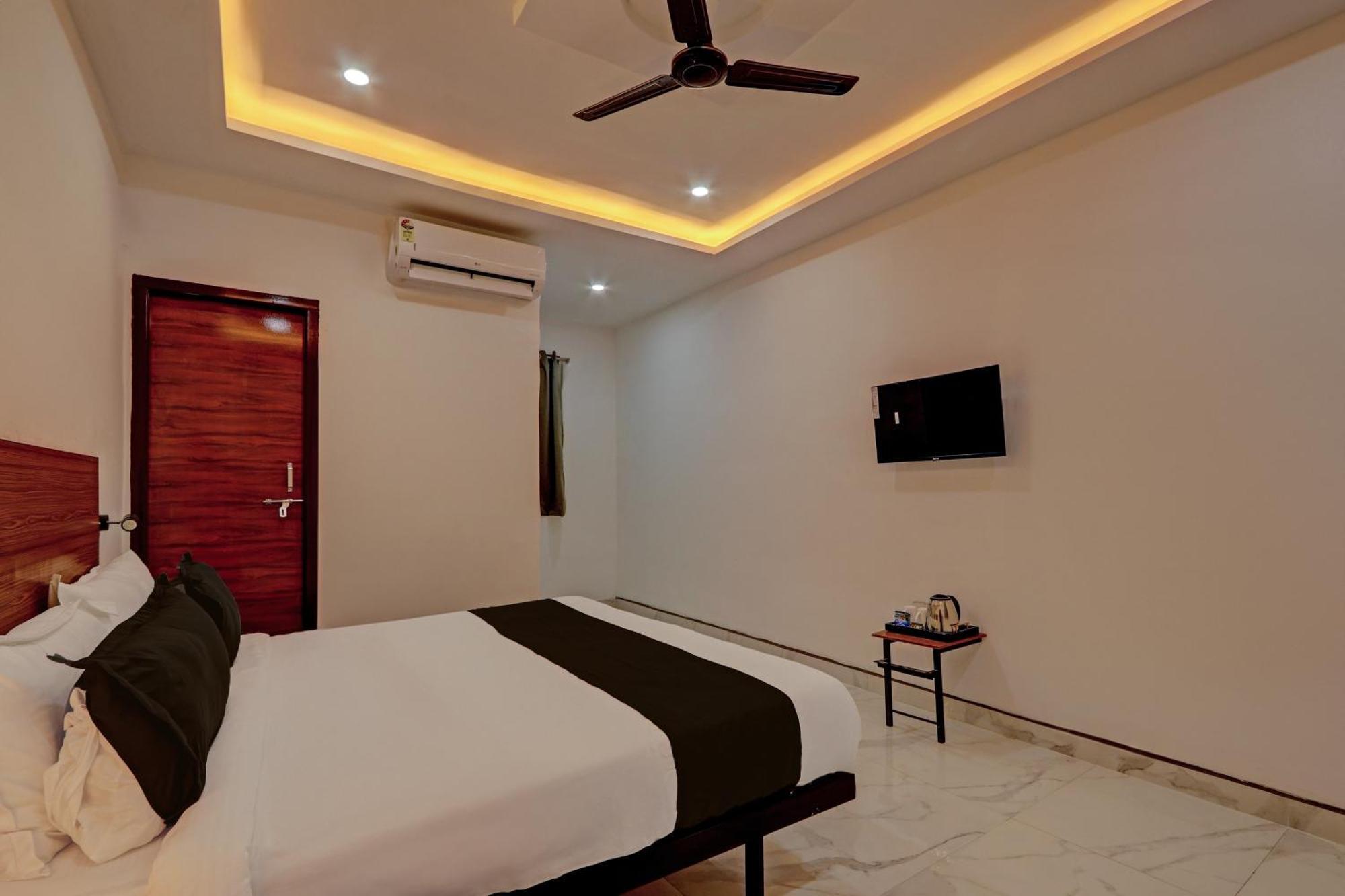 Hotel O Outer Inn Hyderabad Exterior photo